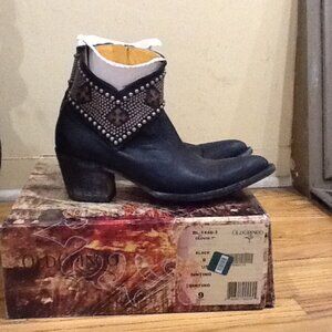 Black Cowboy Booties Size 9